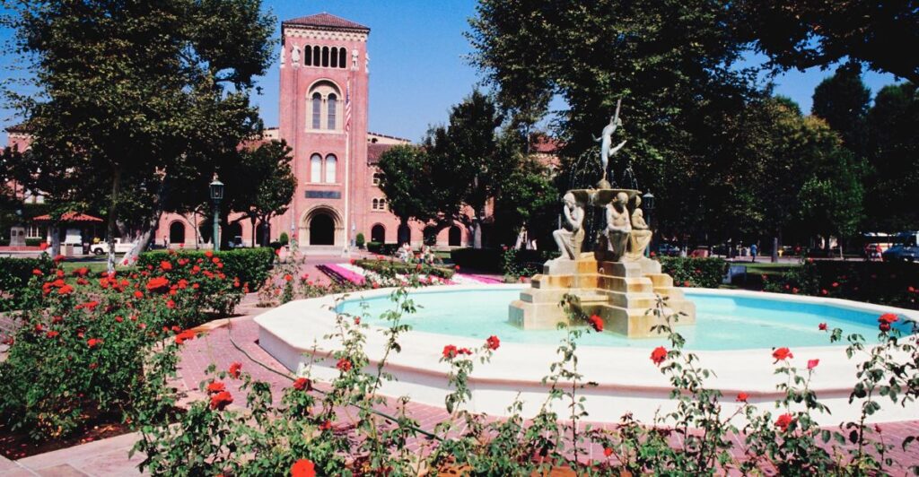 Beautiful Campus at University of Southern California (USC) 